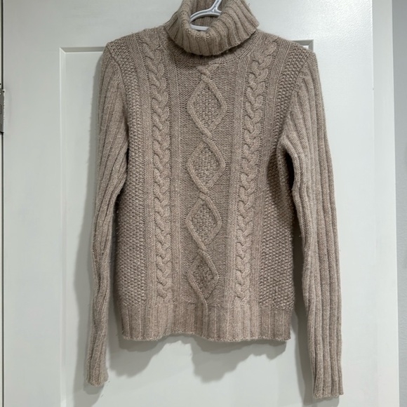 Angie rabbit hair and angora wool sweater cable knit sweater size M - Picture 1 of 5